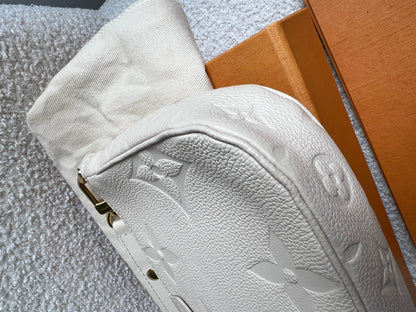 Louis Vuitton Multi Pochette Accessoires Creme Empreinte (RRP £2140)