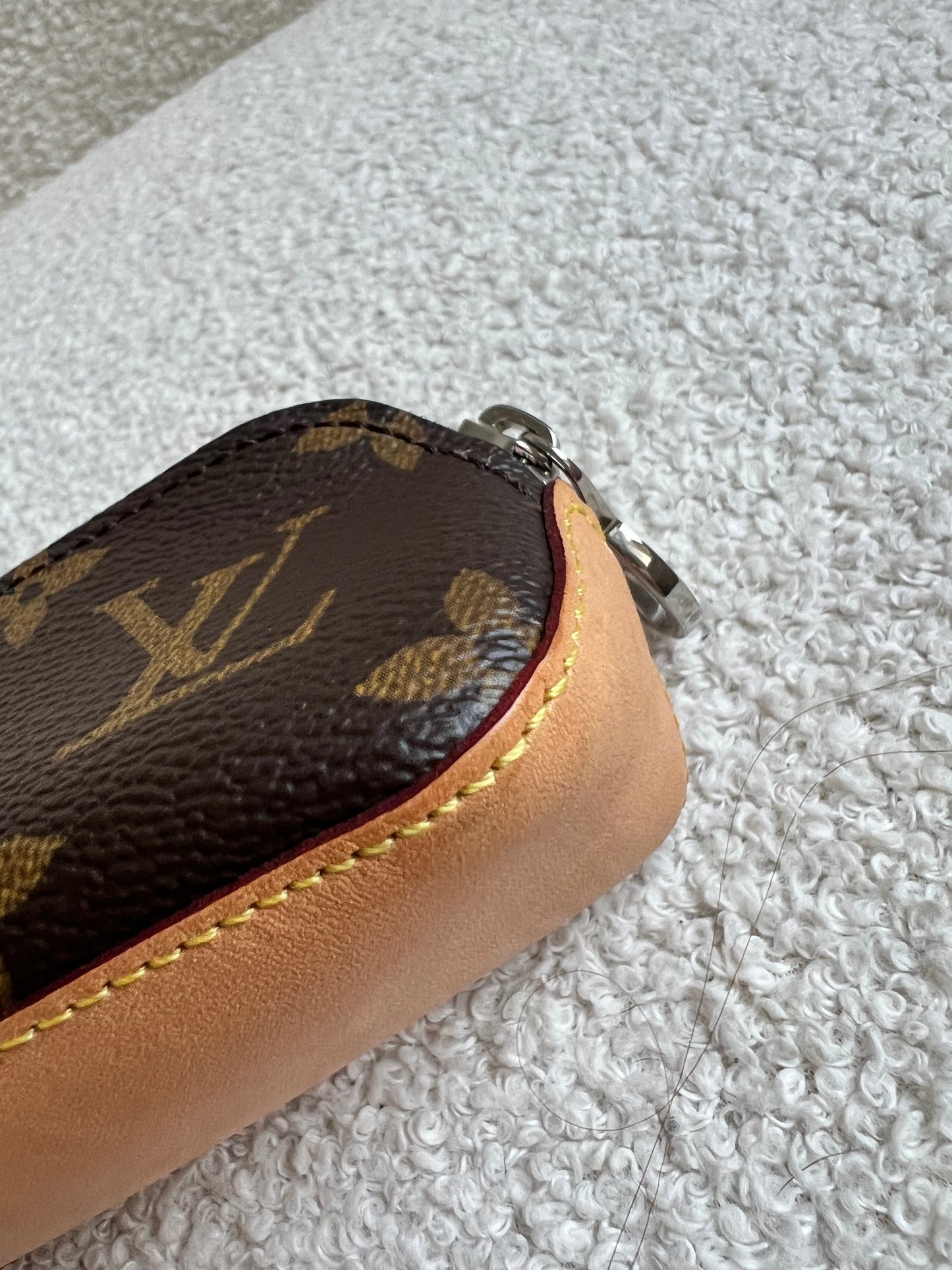 Louis Vuitton Elizabeth Pencil Case Monogram
