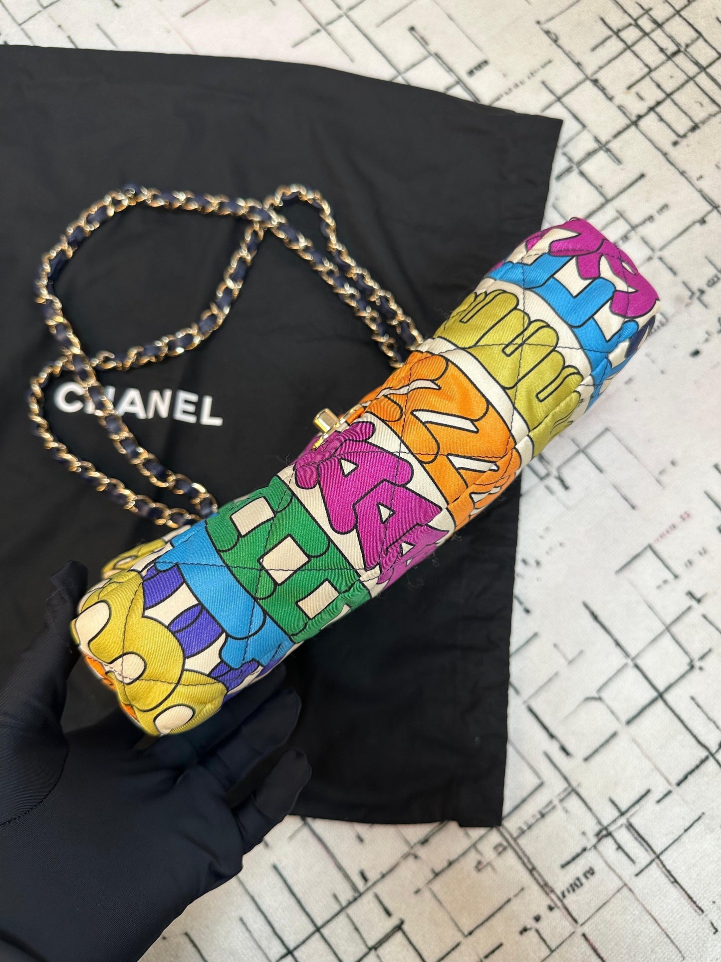 Chanel Luxury Leather Gold Shoulder Bag Style 3