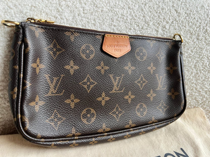Louis Vuitton Multi Pochette Accessoires Rose Chiaro (RRP £2030)