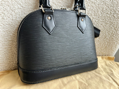 Louis Vuitton Alma BB Black Epi (RRP £1540)
