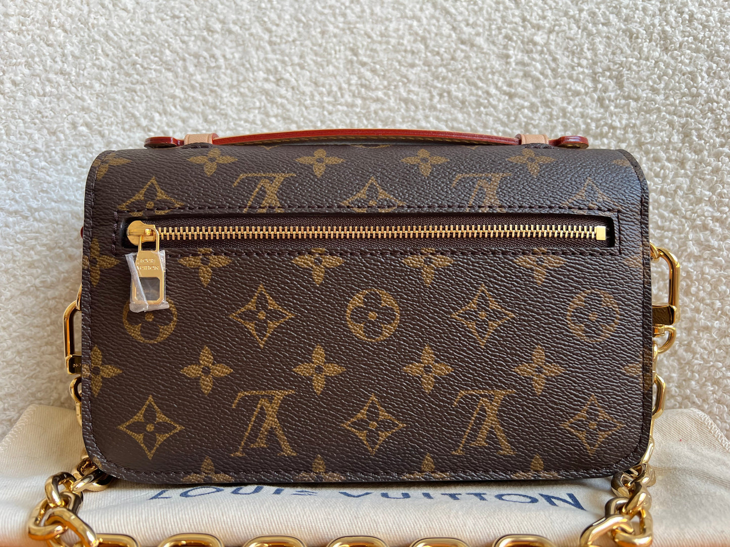 Louis Vuitton Pochette Metis East West Monogram (RRP £2,270)