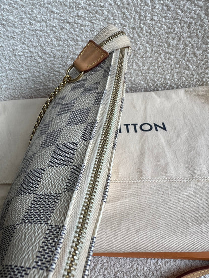 Louis Vuitton Eva Clutch Damier Azur
