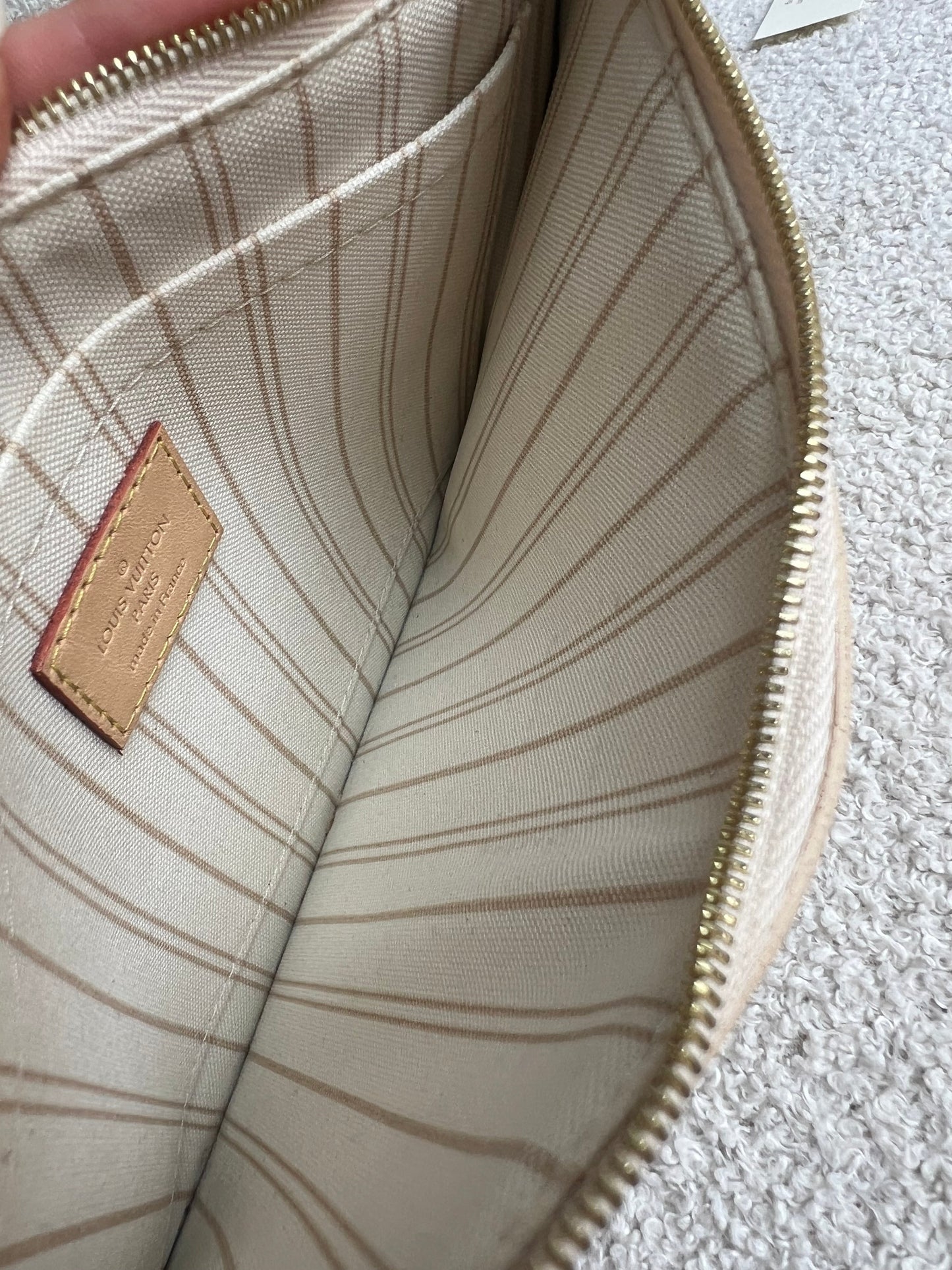 Louis Vuitton Pouch (from Neverfull) in Damier Azur