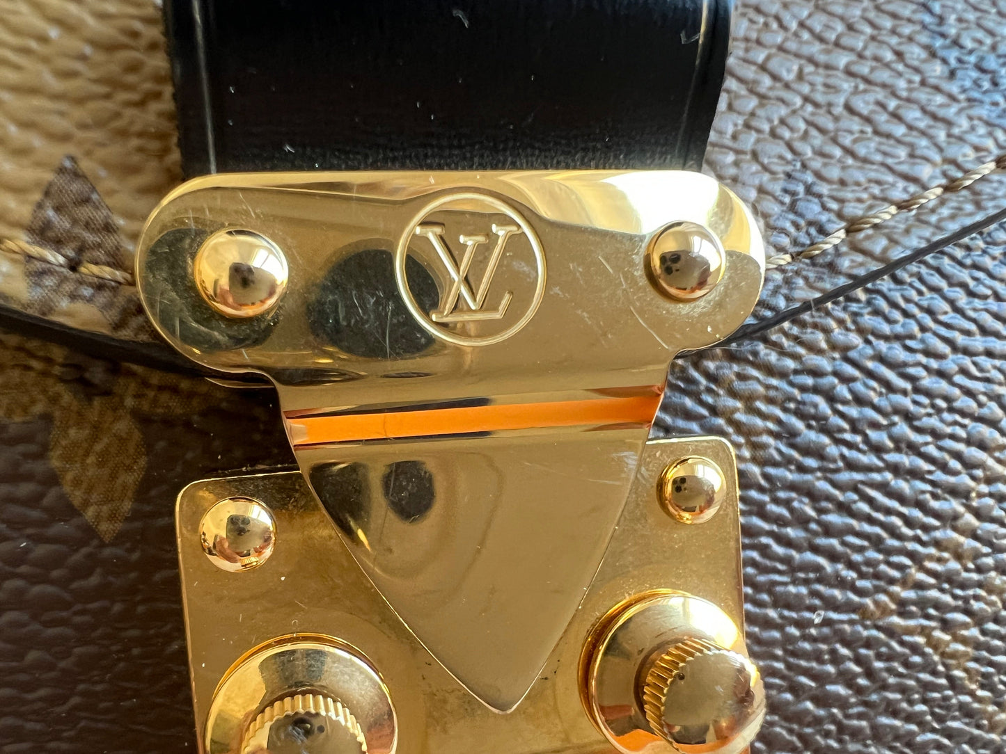 Louis Vuitton Pochette Metis Reverse Monogram (RRP £2,060)