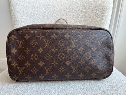 Louis Vuitton Neverfull MM Monogram Pivoine (RRP £1,430)