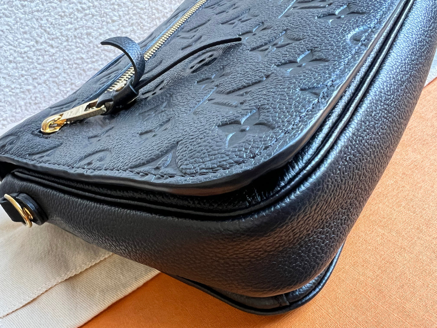 Louis Vuitton Pochette Metis Black Empreinte (RRP £2,200)