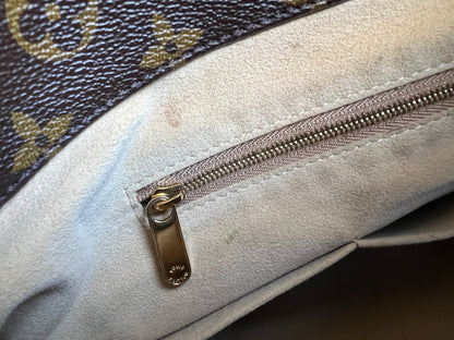 Louis Vuitton Artsy MM Monogram (RRP £1,940)