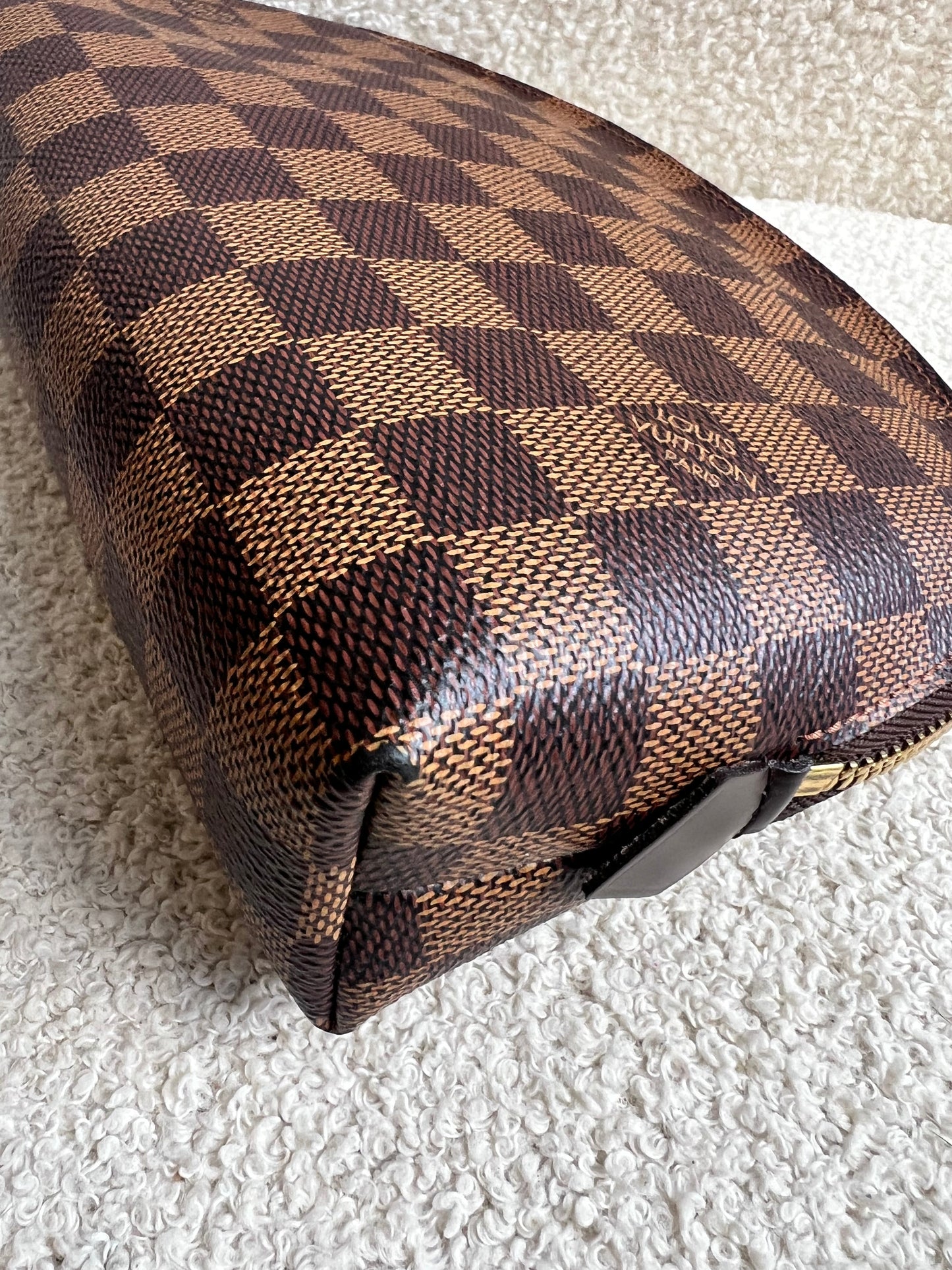 Louis Vuitton Cosmetic Pouch MM Damier Ebene (RRP £495)