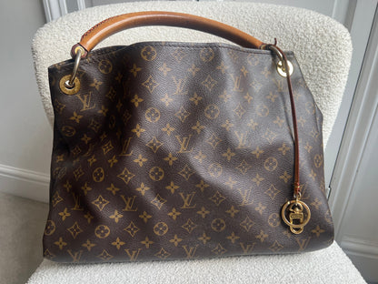 Louis Vuitton Artsy MM Monogram (RRP £1,940)