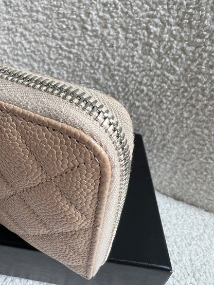 Chanel Caviar Classic Long Zipped wallet (RRP £1150)