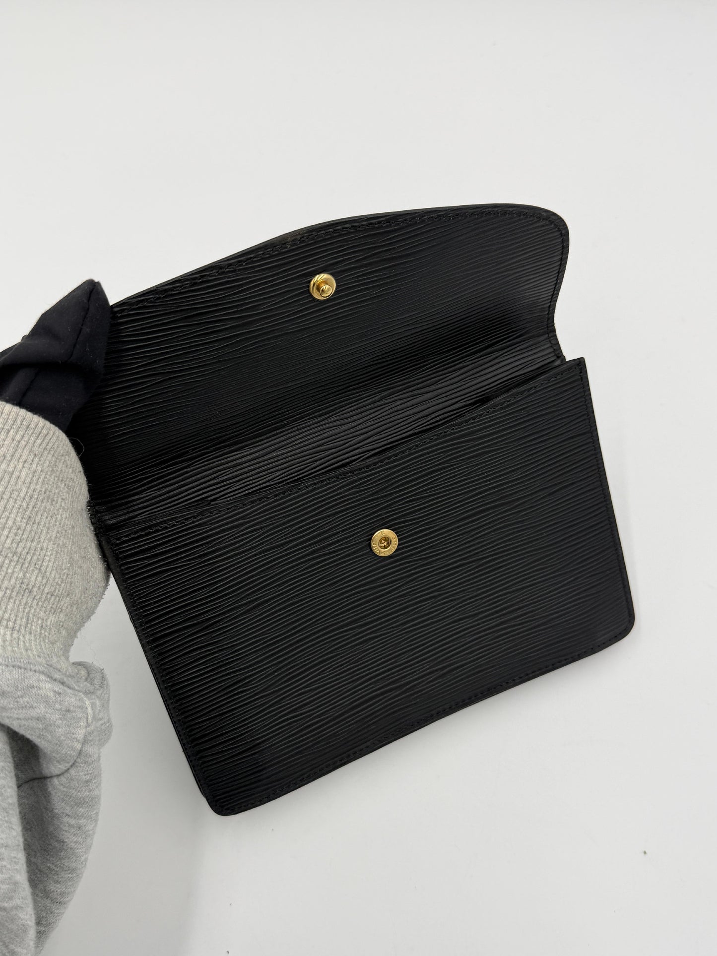 Louis Vuitton Epi Montaigne Clutch
