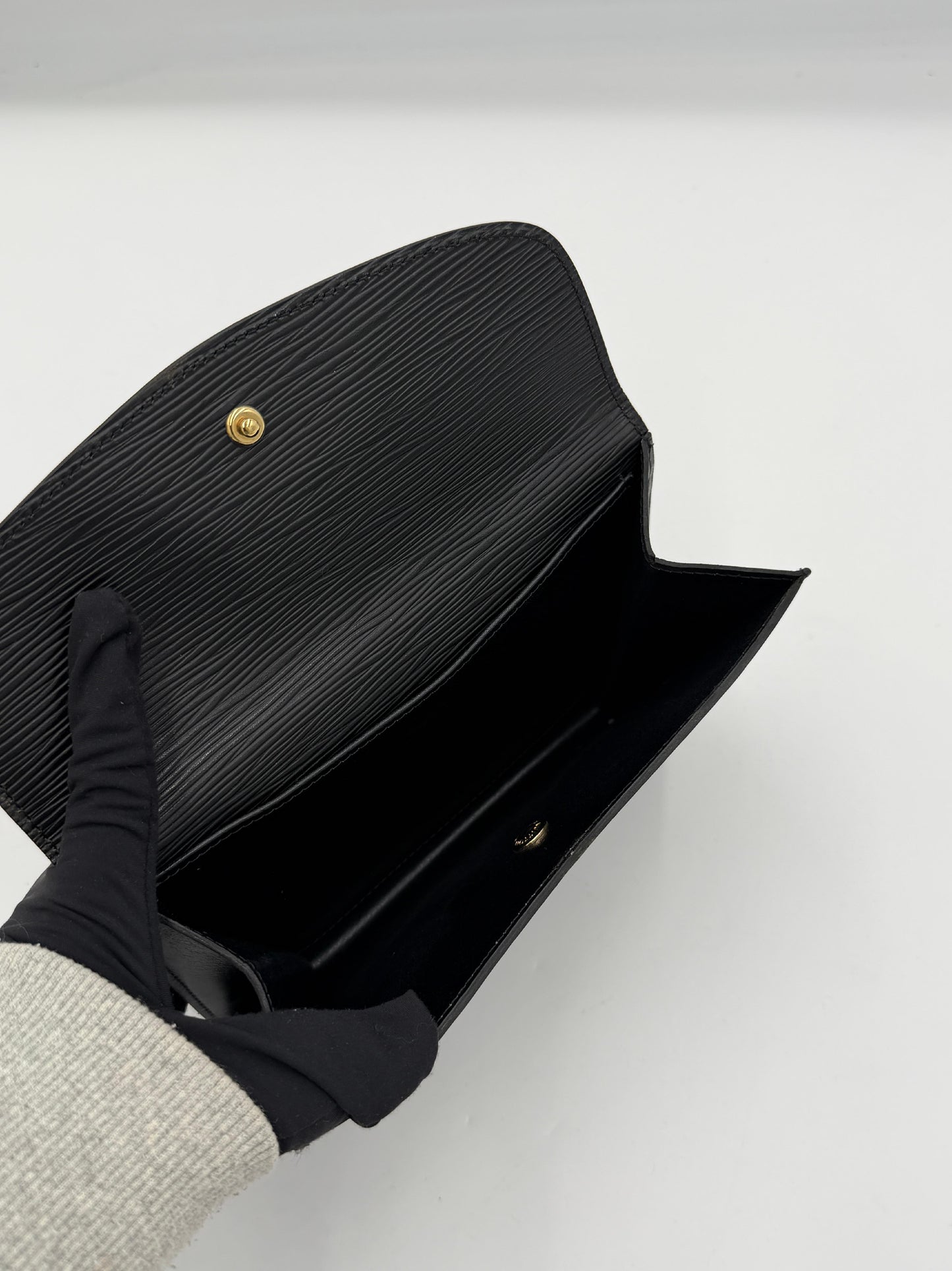 Louis Vuitton Epi Montaigne Clutch