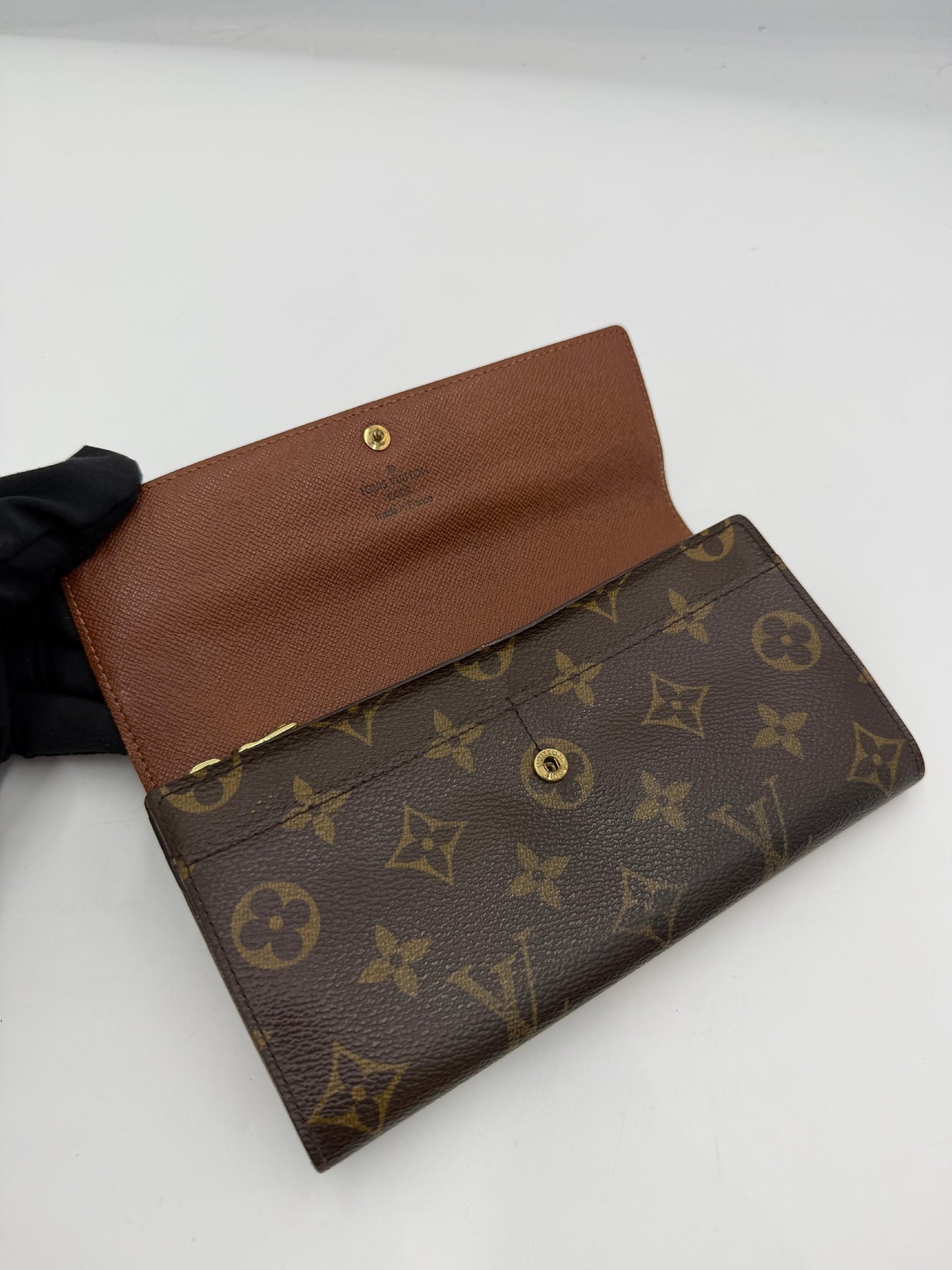Louis Vuitton Monogram Sarah Wallet