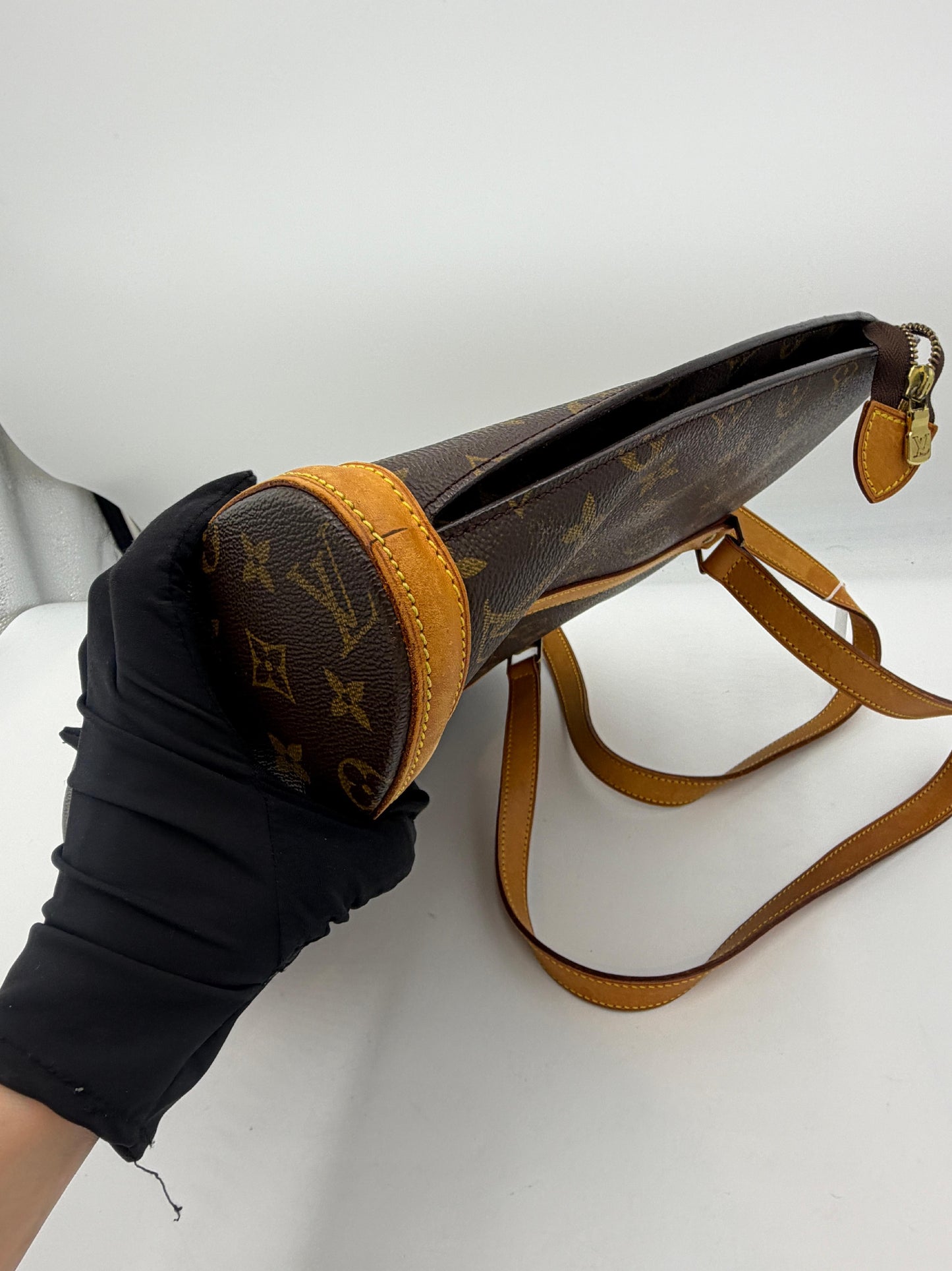 Louis Vuitton Monogram Babylone