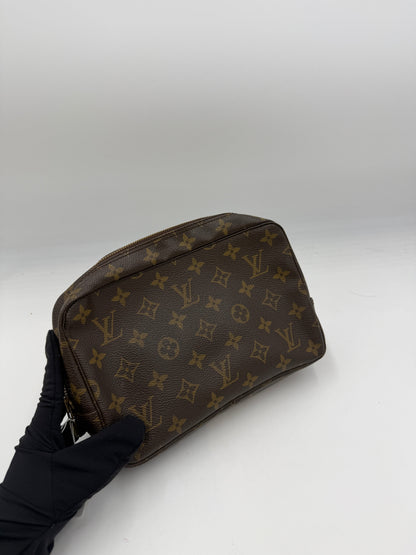 Louis Vuitton Monogram Trousse Toilette 23