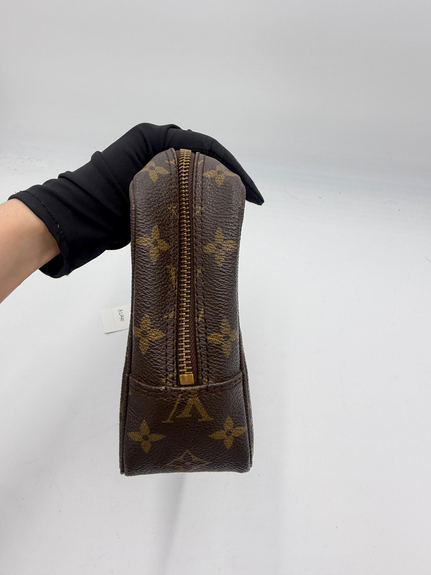Louis Vuitton Monogram Trousse Toilette 23