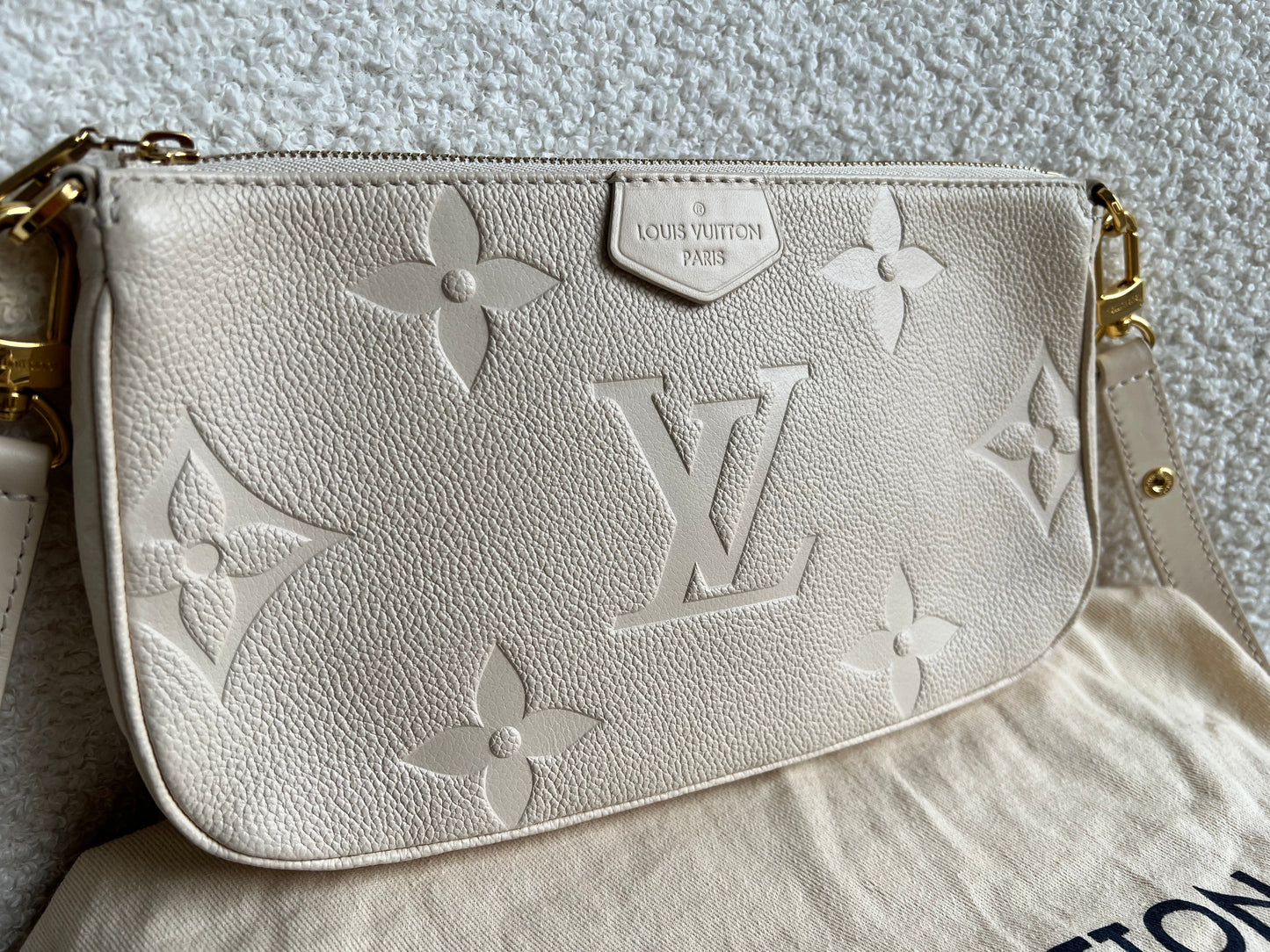 Louis Vuitton Multi Pochette Accessoires Creme Empreinte (RRP £2140)