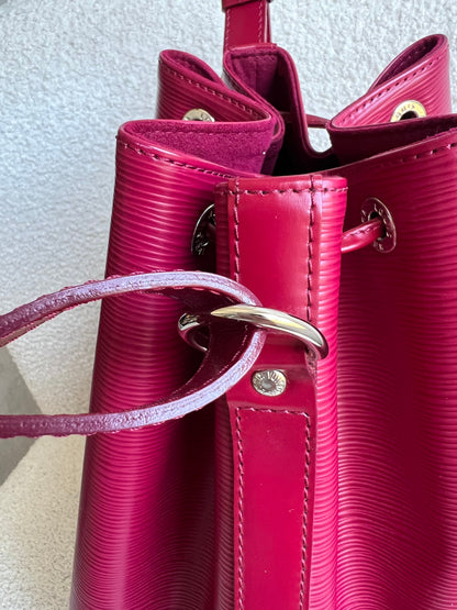 Louis Vuitton Fuchsia Epi Noe GM Bucket Bag