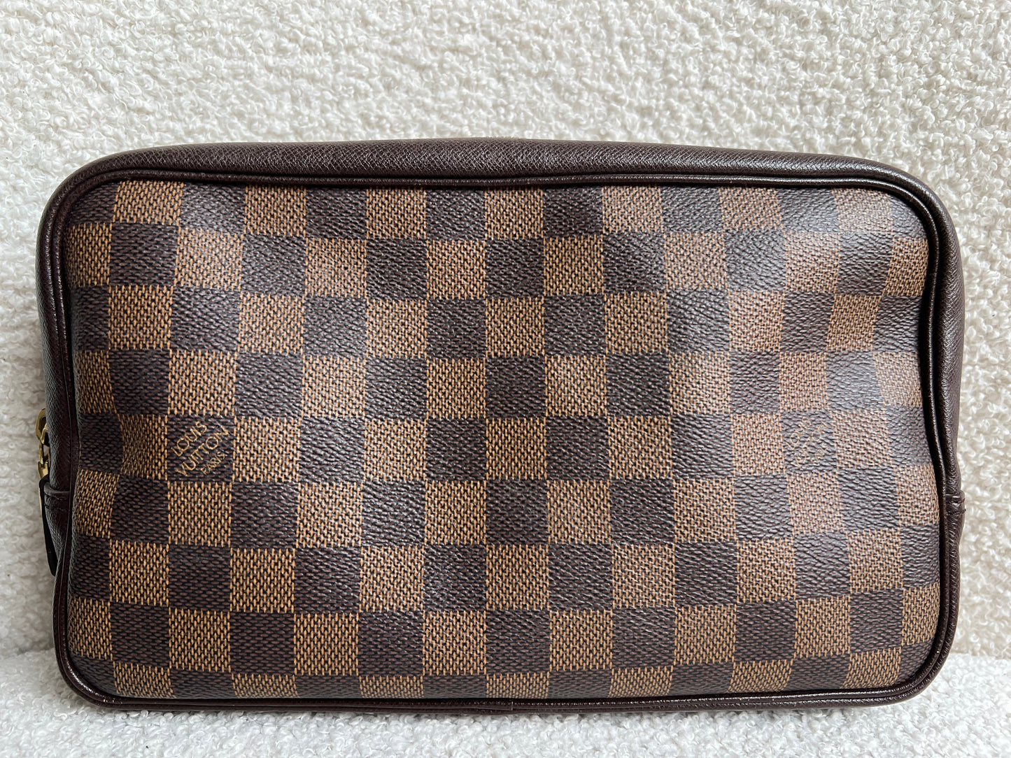 Louis Vuitton Damier Ebene Trousse Toilette