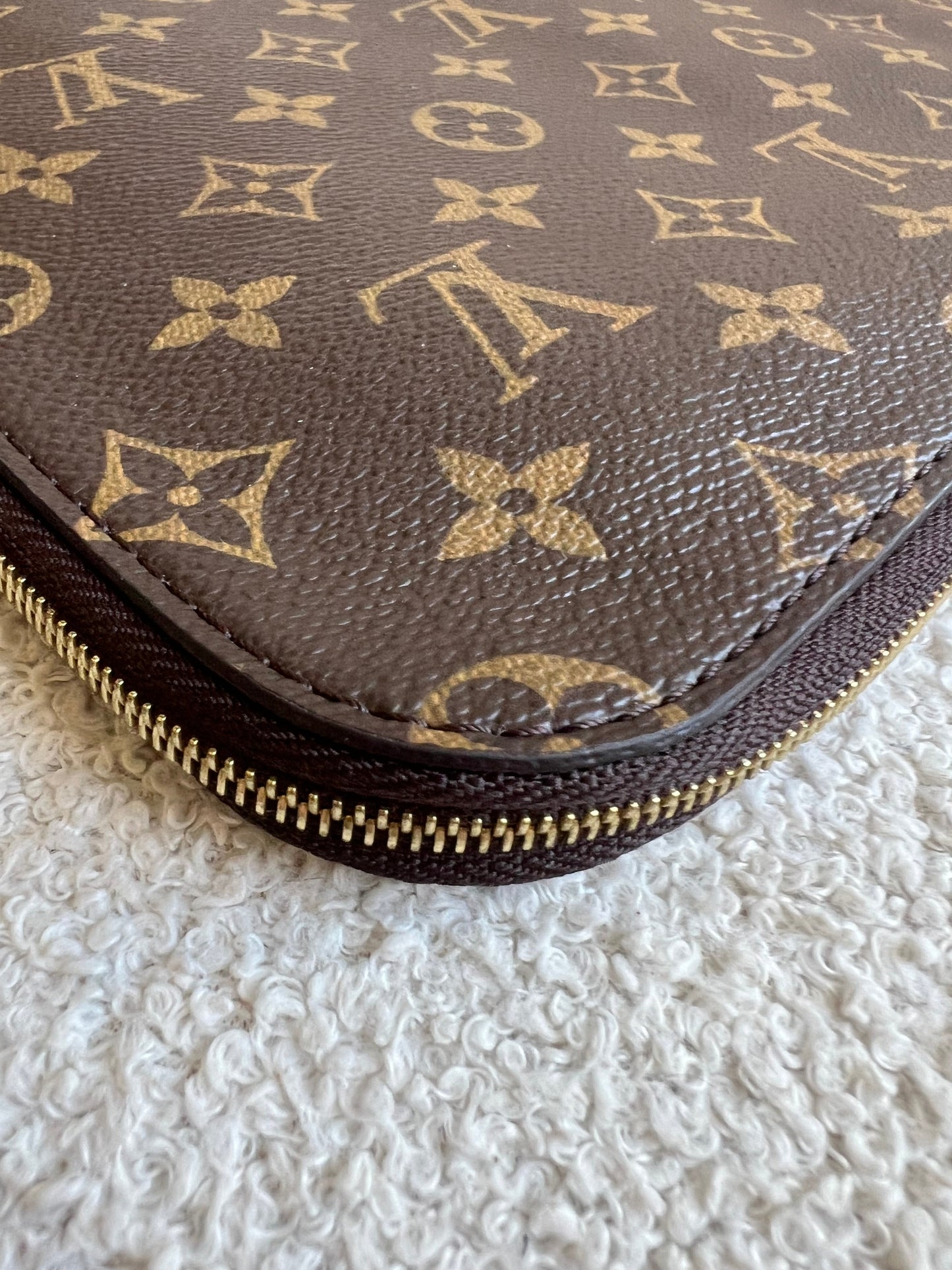 Louis Vuitton Etui Voyage GM Document Holder Monogram