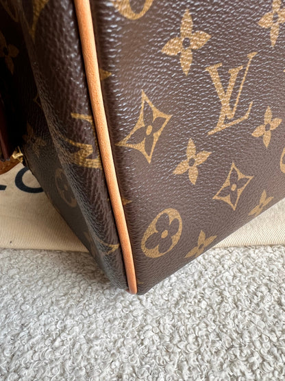 Louis Vuitton Dopp Kit Toilet Pouch Monogram (RRP £780)