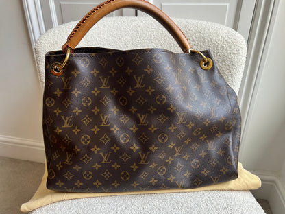 Louis Vuitton Artsy MM Monogram (RRP £1,940)
