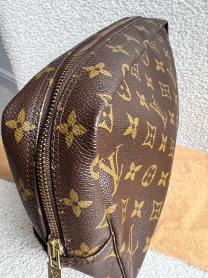 Louis Vuitton Monogram Trousse Toiletry Pouch