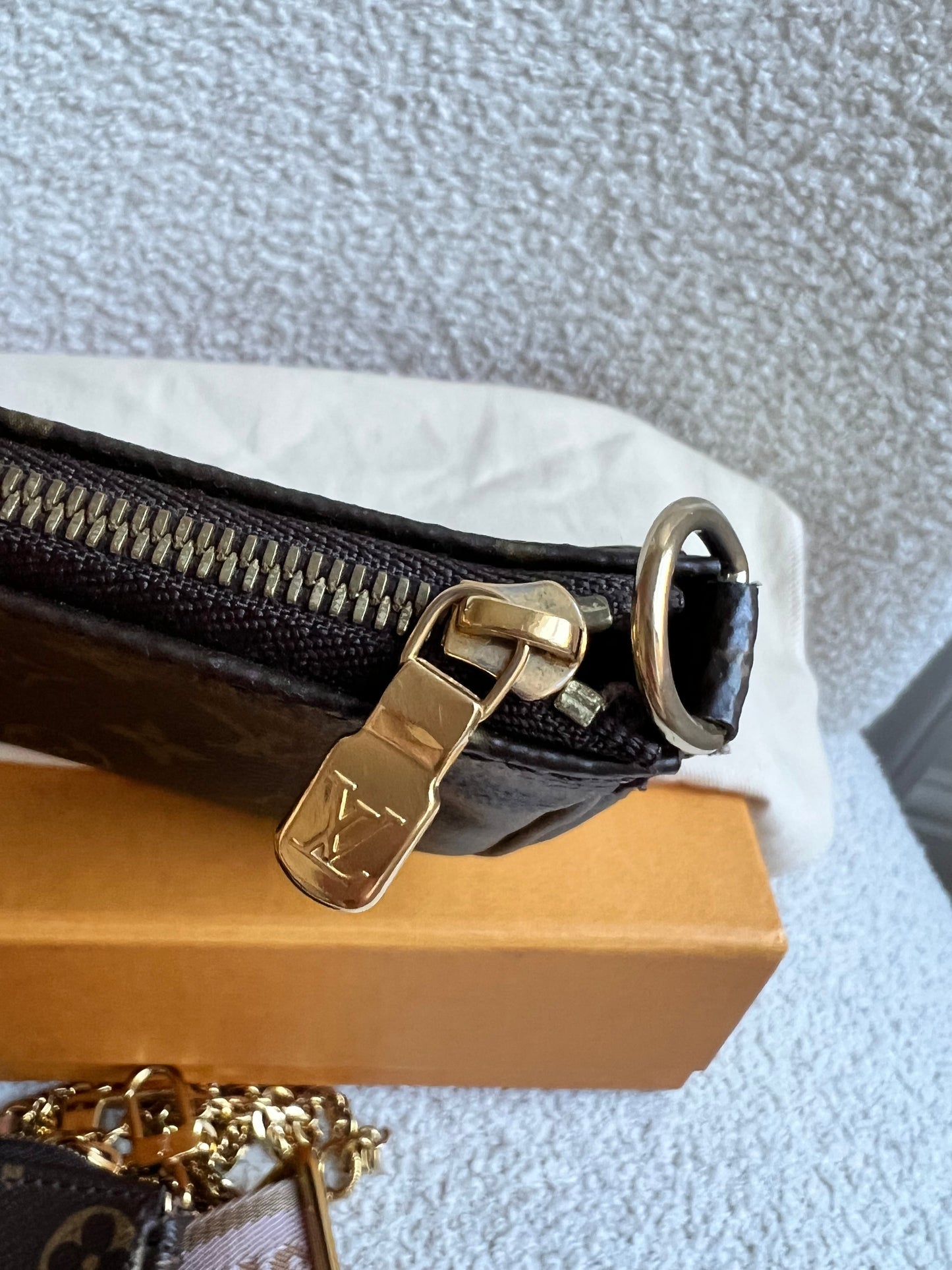 Louis Vuitton Multi Pochette Accessoires Rose Chiaro (RRP £2030)
