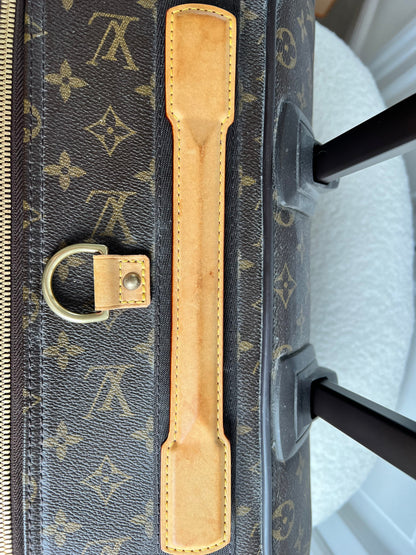 Louis Vuitton Pegase 55 Suitcase Monogram (RRP £2,250)