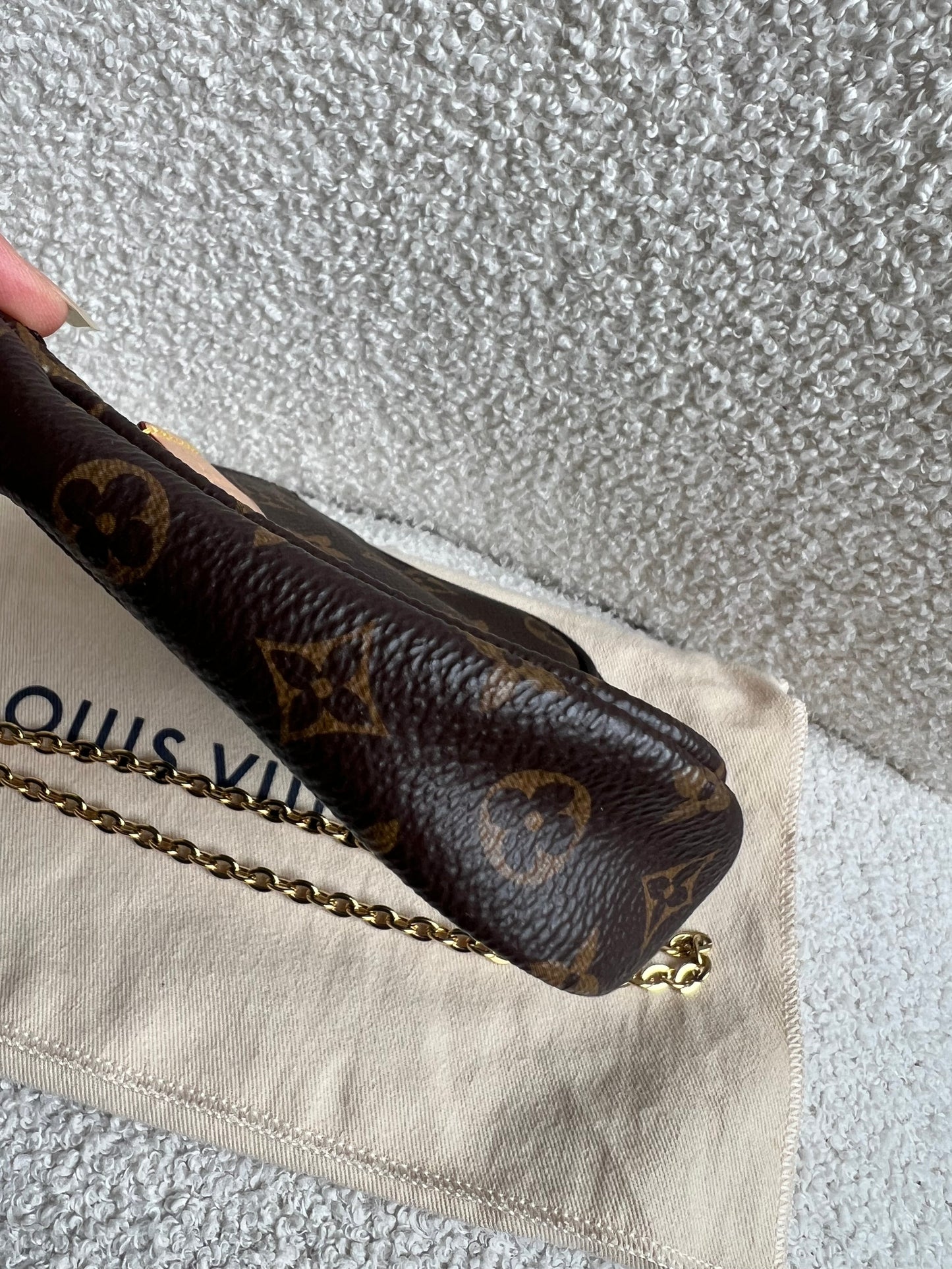 Louis Vuitton Multi Pochette Accessoires Khaki (RRP £2030)
