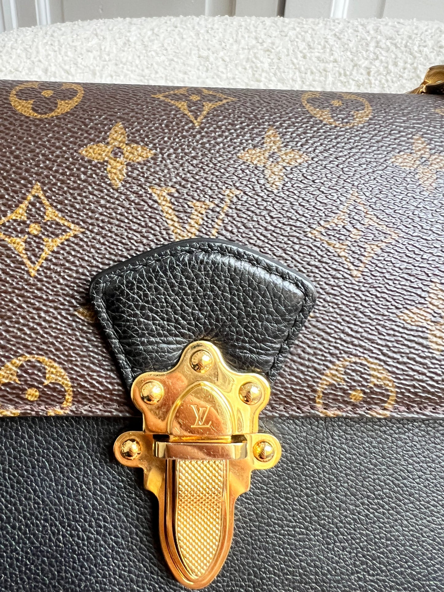 Louis Vuitton Victoire Monogram and Black (RRP £2000)
