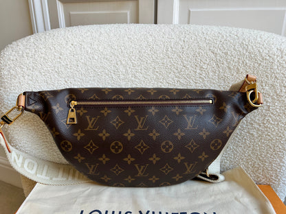 Louis Vuitton High Rise Bumbag in Monogram Canvas (RRP £1470)