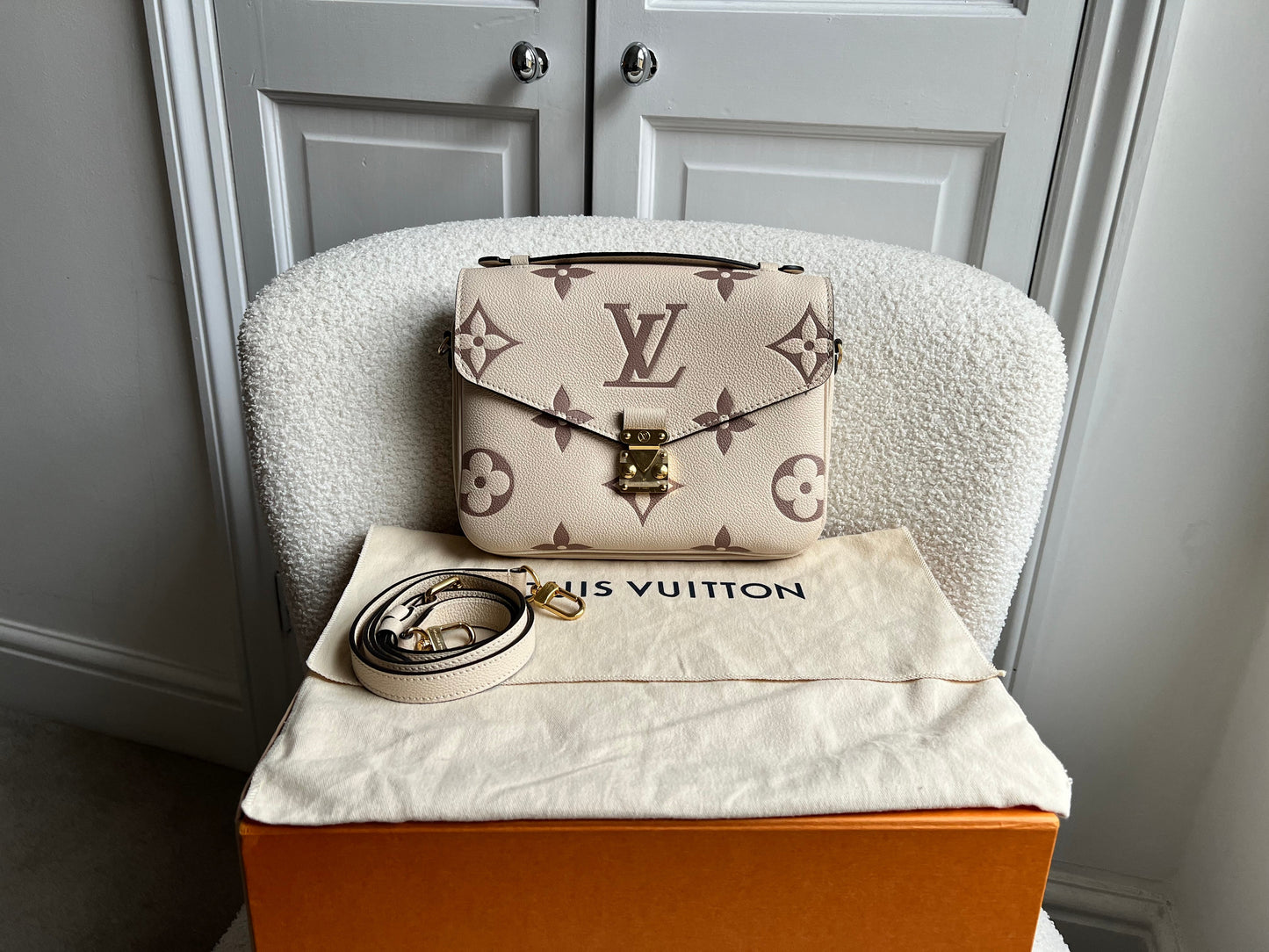 Louis Vuitton Pochette Metis Bicolour Empreinte (RRP £2,230)