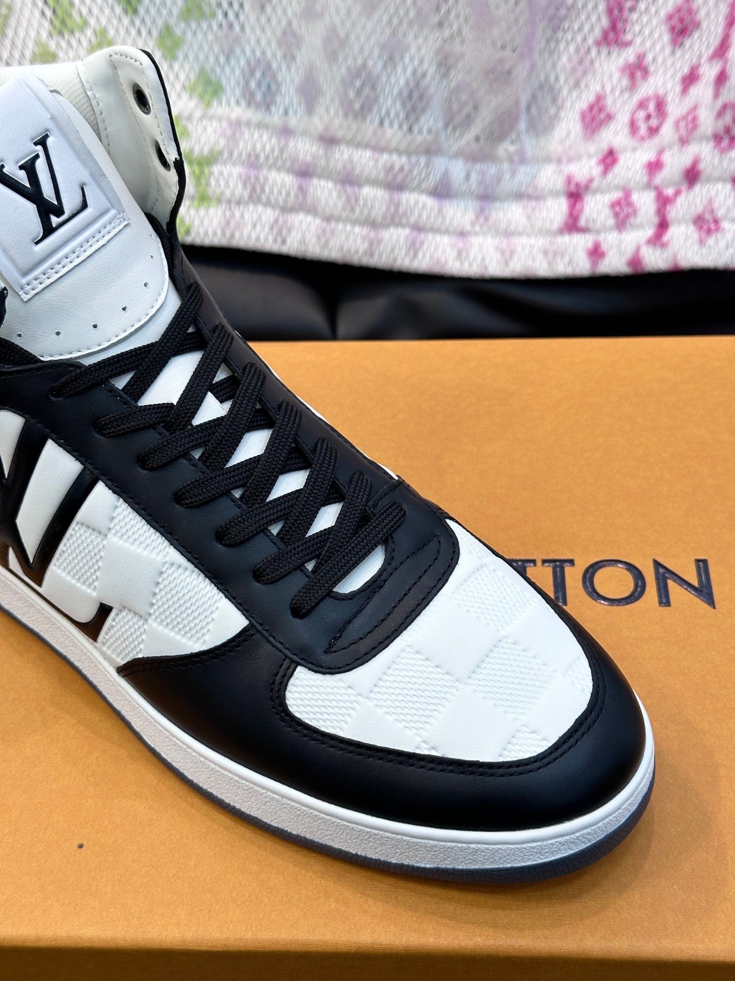 Louis Vuitton Rivoli Sneakers