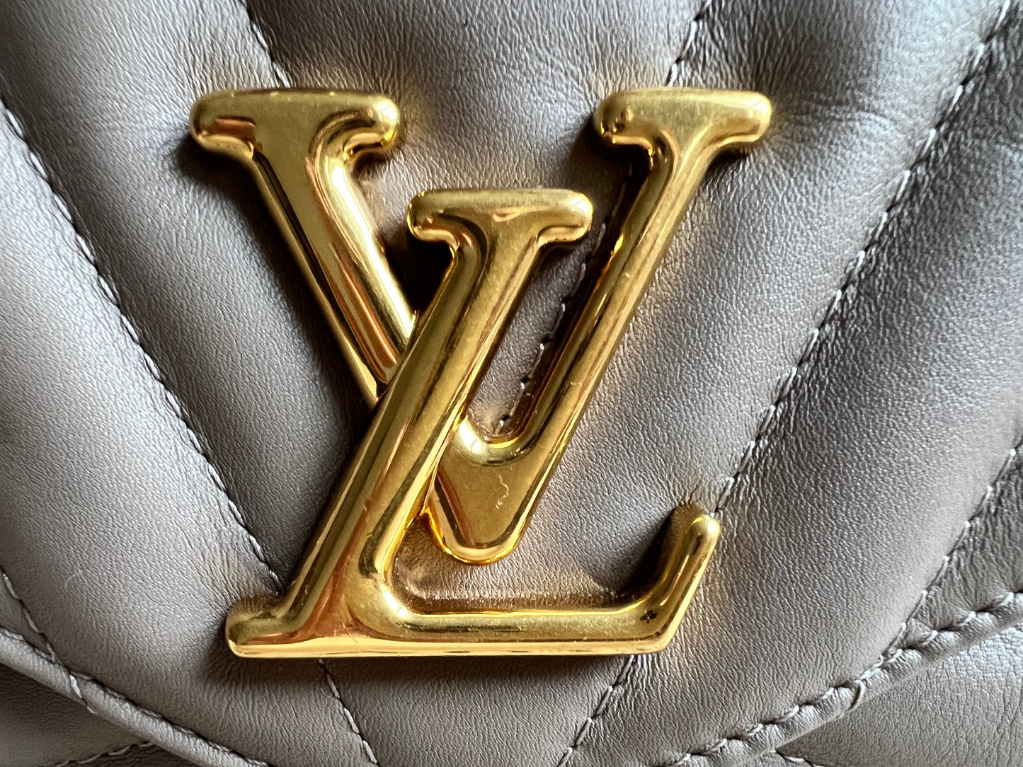 Louis Vuitton Taupe New Wave Chain Bag MM (RRP £2310)