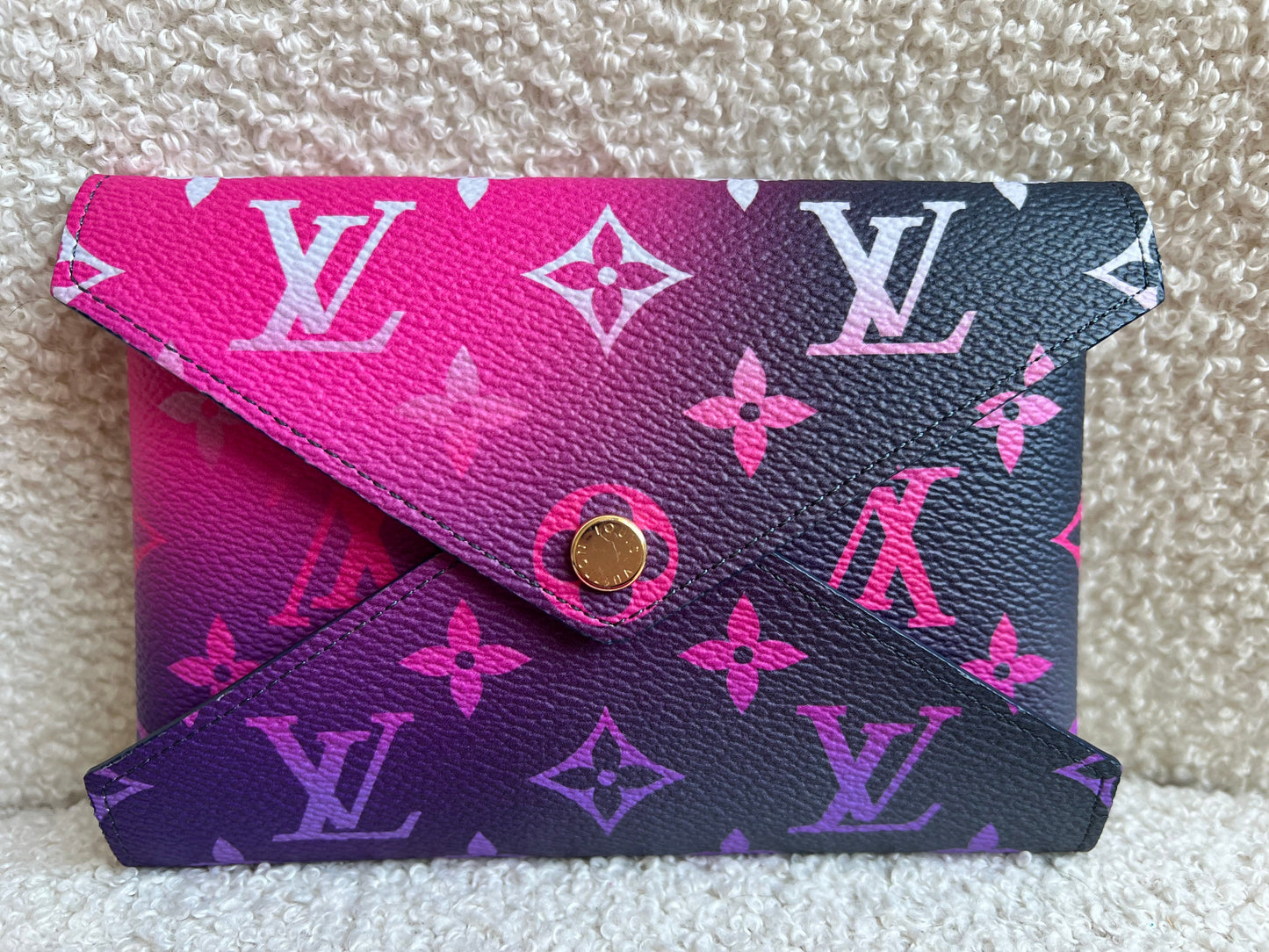 Louis Vuitton Medium Kirigami Midnight Fuchsia