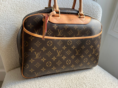 Louis Vuitton Deauville Monogram