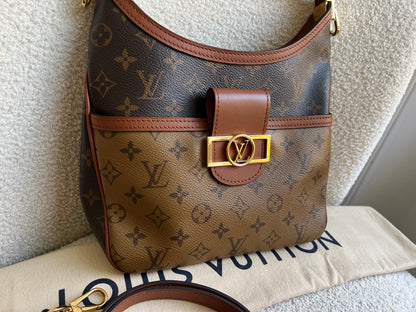 Louis Vuitton Dauphine Hobo PM (RRP £2190)