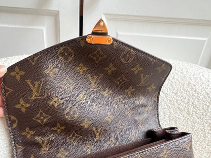Louis Vuitton Pochette Metis Monogram (RRP £2,020)