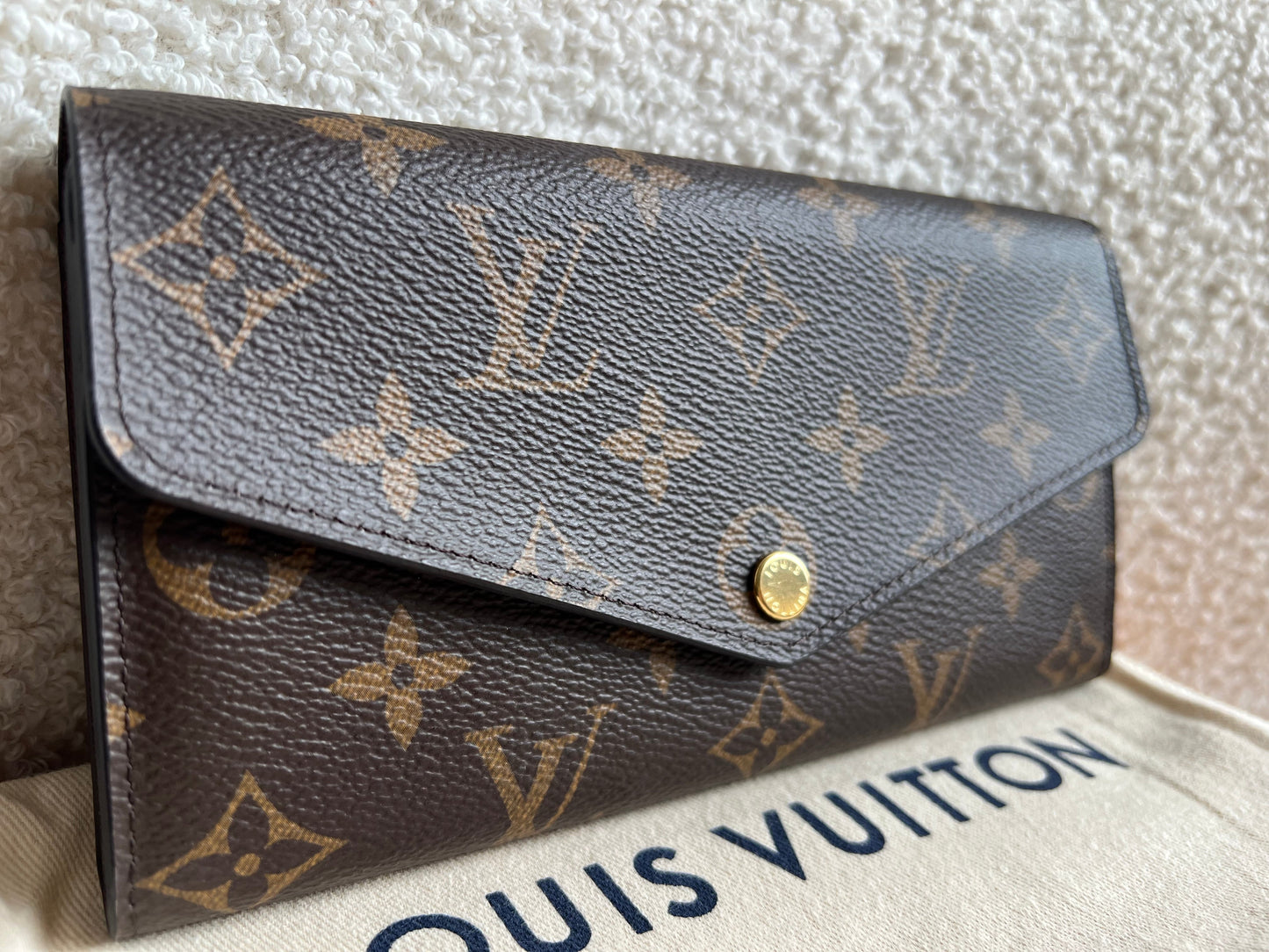 Louis Vuitton Sarah Wallet in Monogram and Brown  (RRP £505)