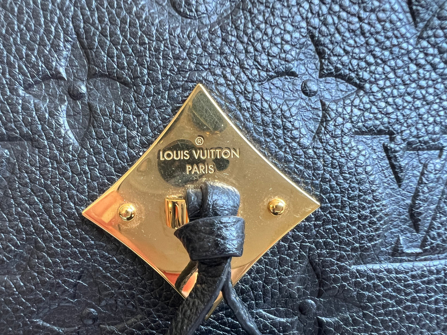 Louis Vuitton Saintonge Black Empreinte