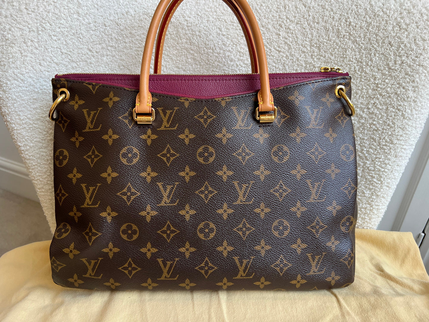 Louis Vuitton Pallas Tote in Monogram and Fuchsia (RRP £1960)