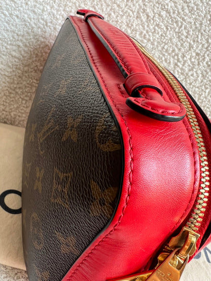 Louis Vuitton Saintonge Monogram Red