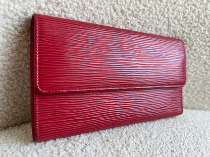 Louis Vuitton Sarah Continental Flap Wallet in Red Epi