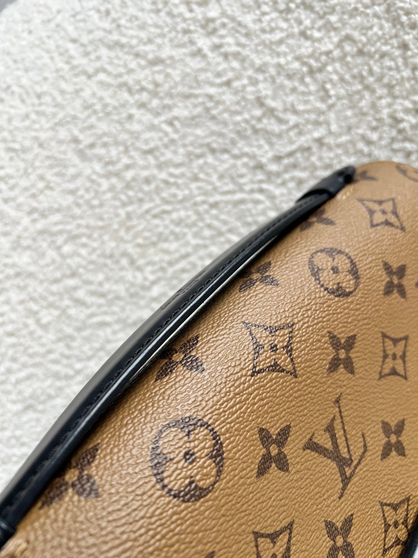 Louis Vuitton Pochette Metis Reverse Monogram (RRP £2,020)
