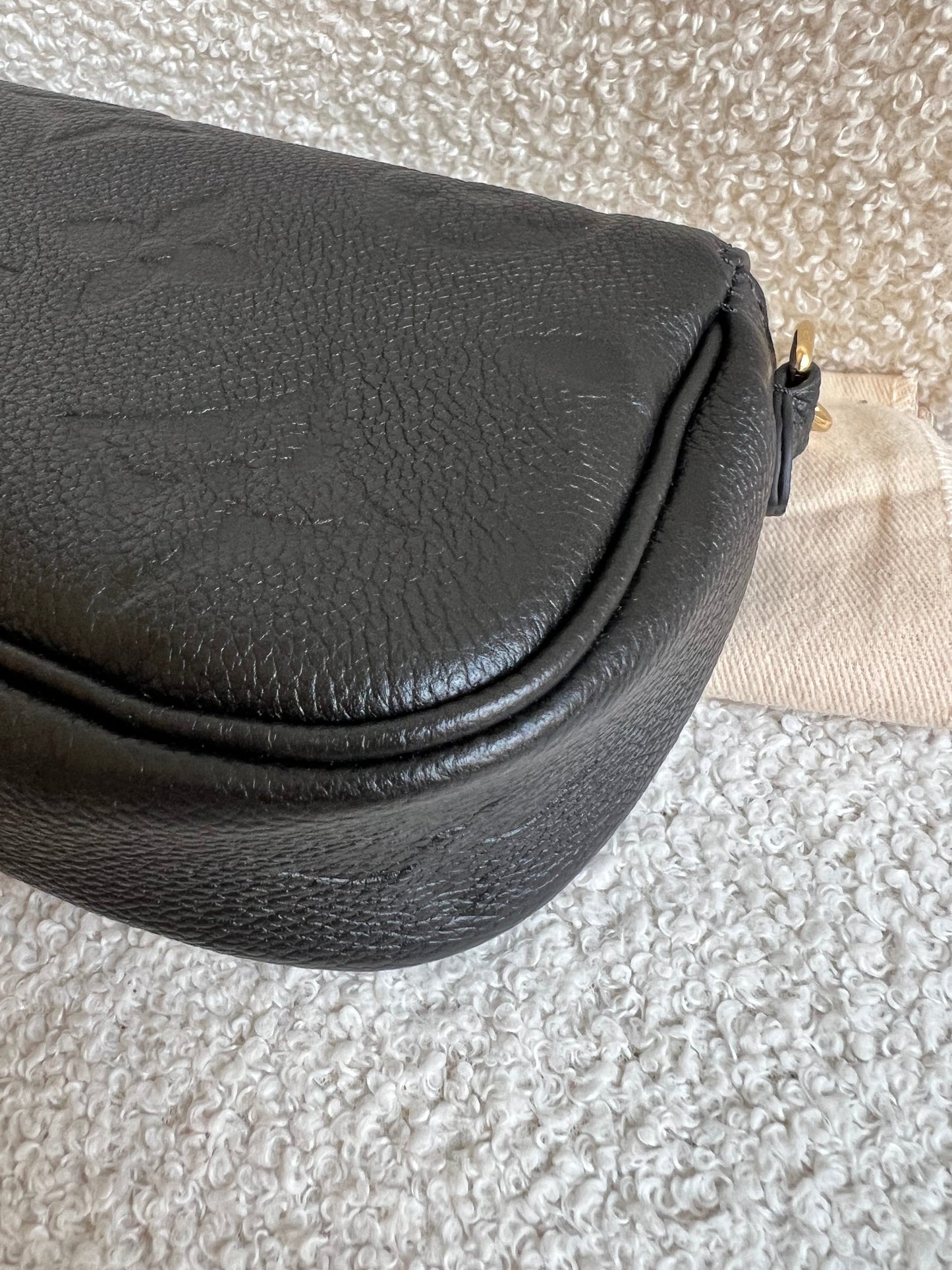 Louis Vuitton Ivy Wallet on Chain Bag Black Empreinte (RRP £1,490)