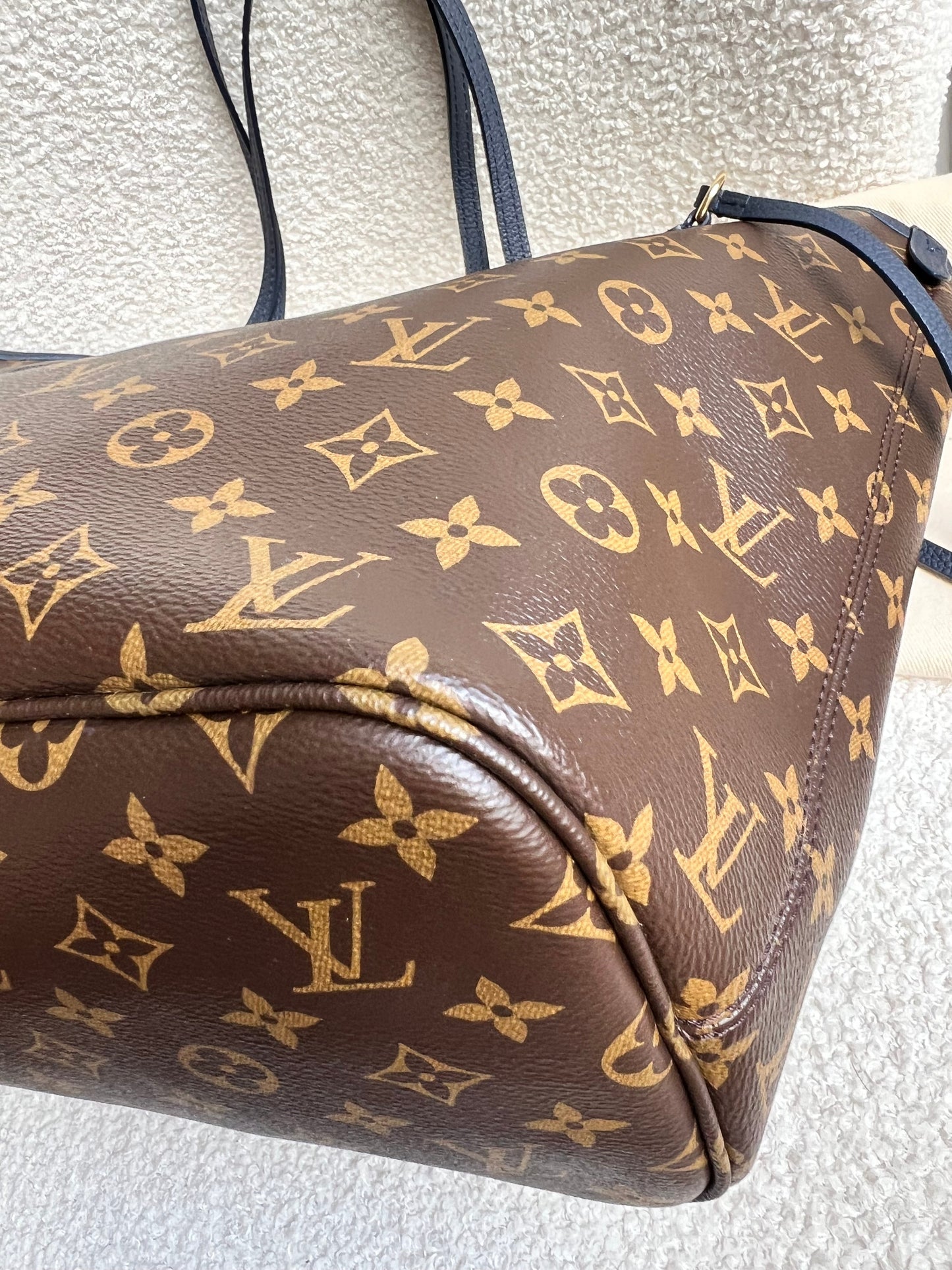 Louis Vuitton Neverfull MM Inside Out (RRP £2,280)