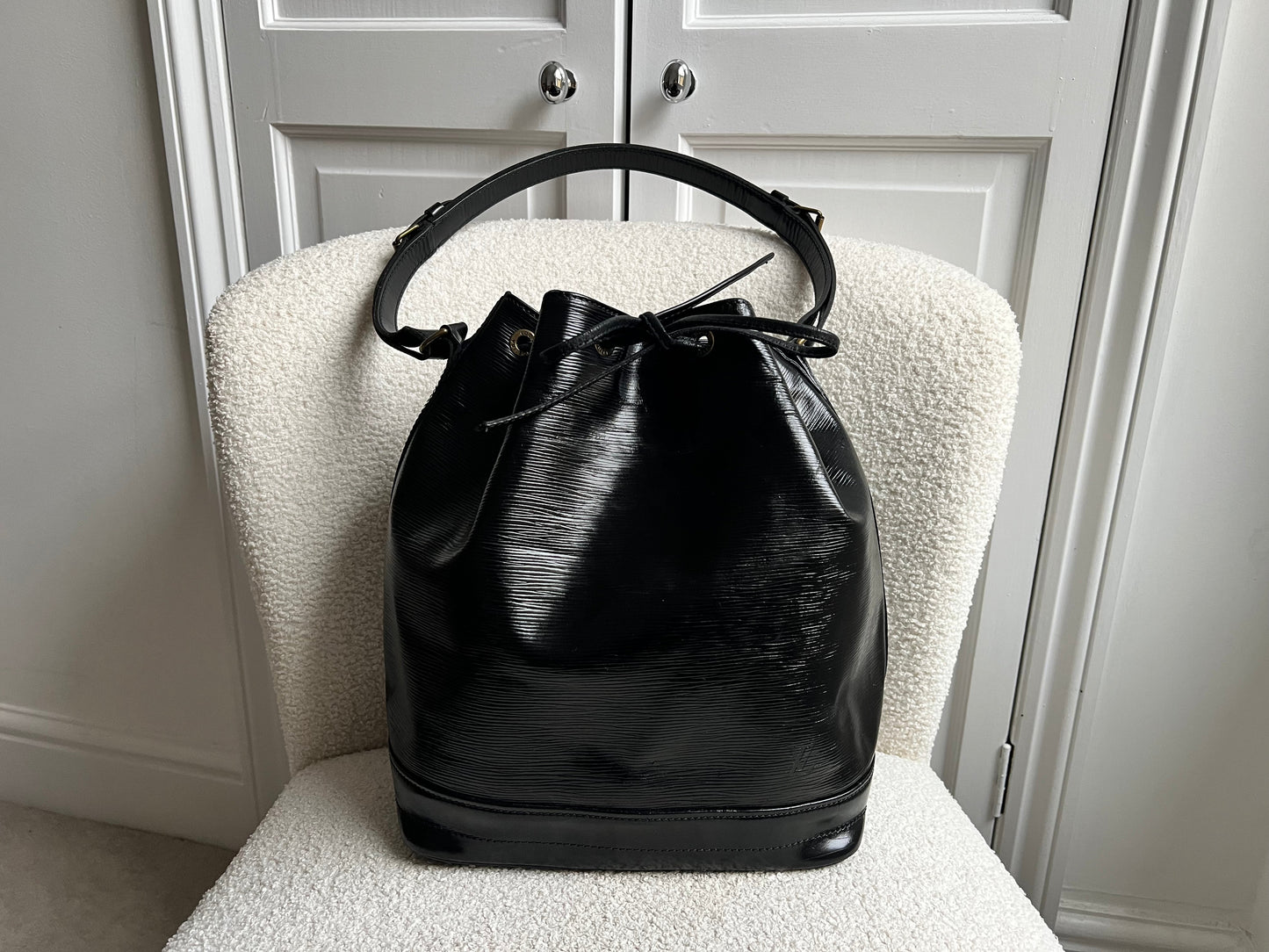 Louis Vuitton Black Epi Noe GM