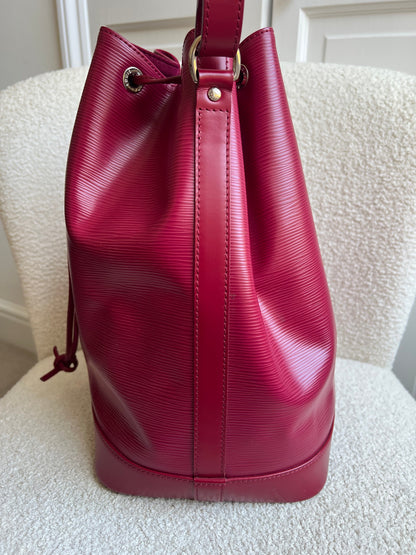 Louis Vuitton Fuchsia Epi Noe GM Bucket Bag